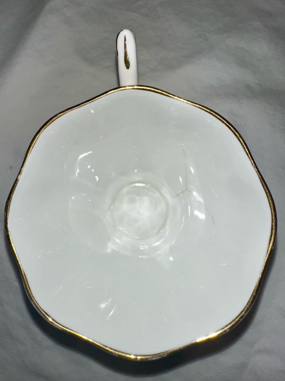Vintage Royal Albert "Conway" Teacup and Saucer Set – Pink Roses, 22K Gold Trim - Picture 11 of 11